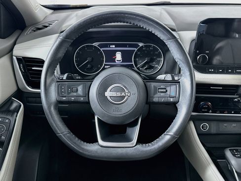 Used 2023 Nissan Rogue SL w/ SL Premium Package FWD image 18