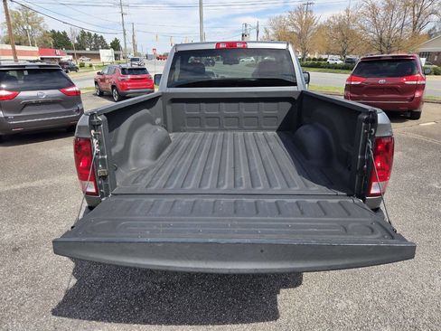 Used 2012 RAM 1500 Express image 5
