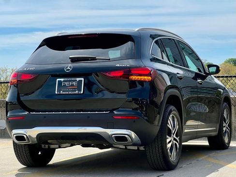 Certified 2026 Mercedes-Benz GLA 250 4MATIC image 7