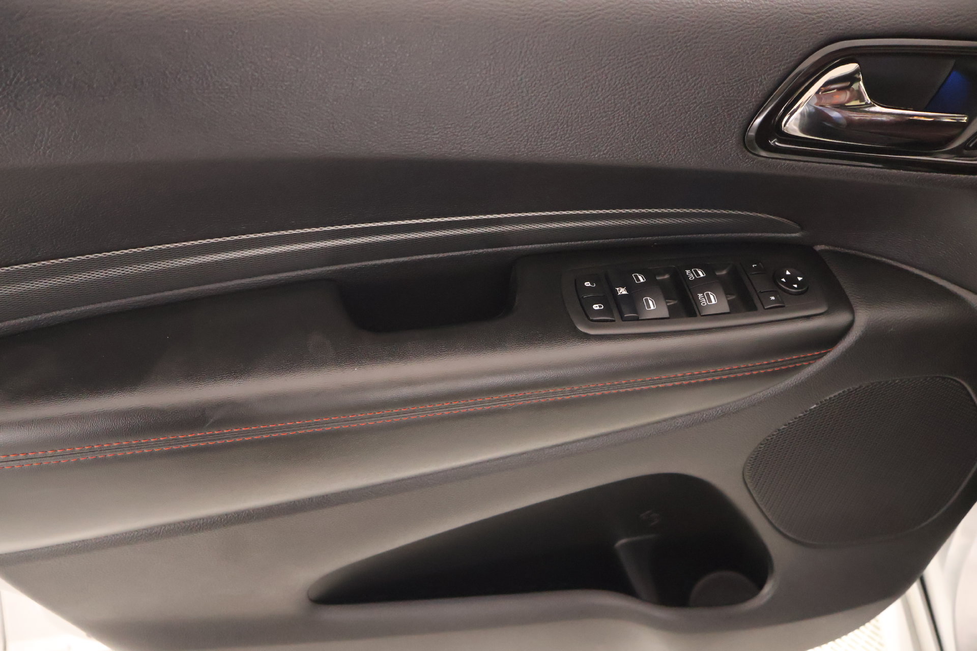 Used 2025 Dodge Durango GT AWD/4WD image 18