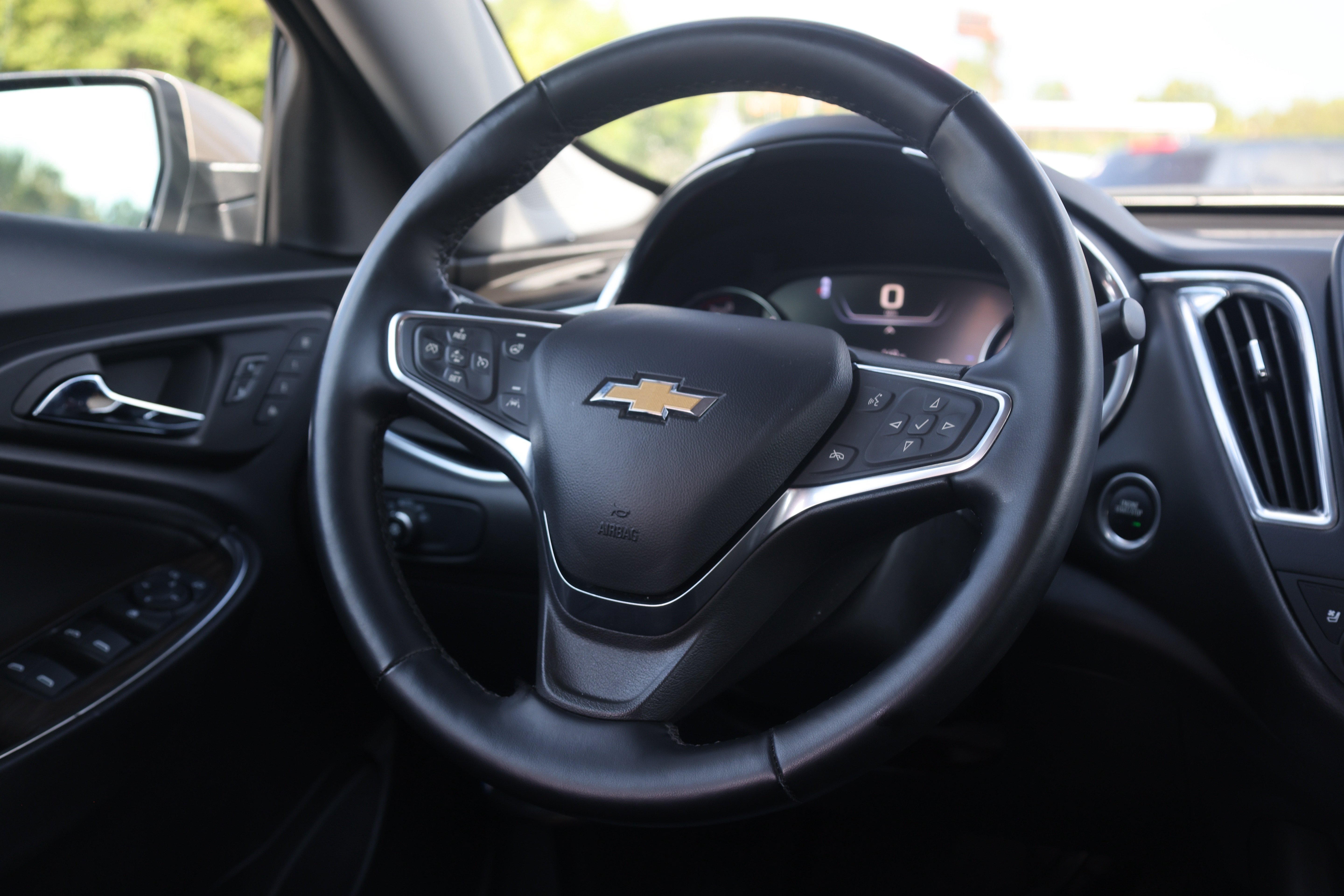 Used 2024 Chevrolet Malibu LT FWD image 7