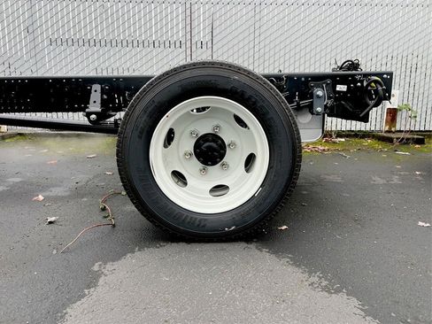 New 2024 Chevrolet Low Cab Forward 4500 XD image 17