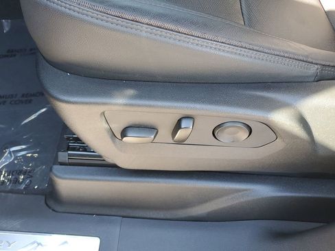 Used 2024 Chevrolet Tahoe High Country image 27