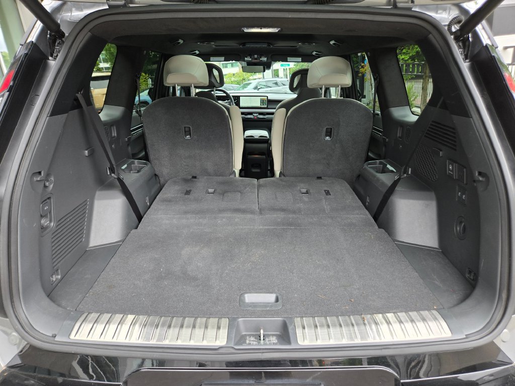 Used 2024 Kia EV9 GT-Line AWD/4WD image 13