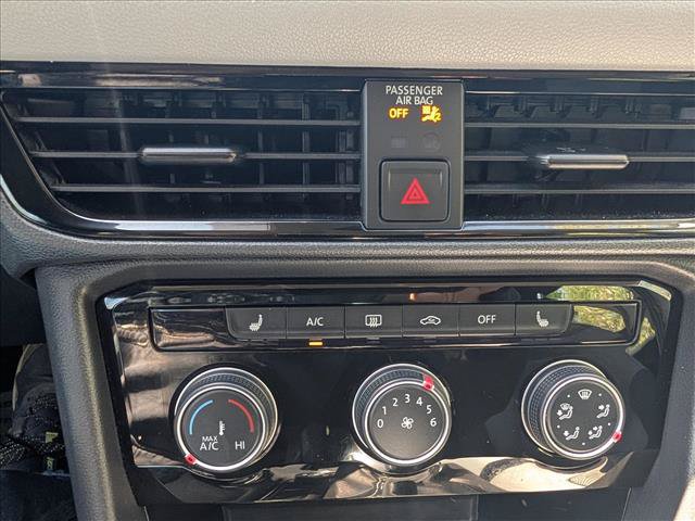 Certified 2024 Volkswagen Taos S AWD/4WD image 32