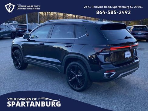 New 2026 Volkswagen Taos SEL image 4