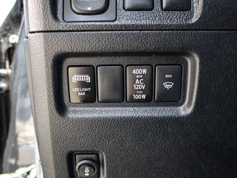 Used 2022 Toyota 4Runner SR5 Premium w/ Moonroof Package RWD image 62