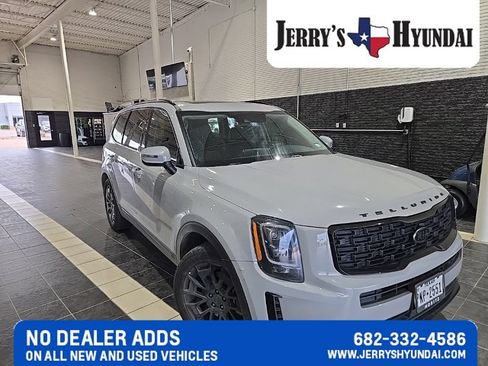 Used 2021 Kia Telluride EX w/ EX Premium Package AWD/4WD image 4