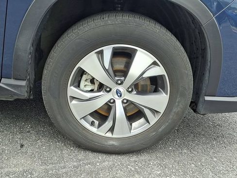 Certified 2025 Subaru Ascent Premium AWD/4WD image 8