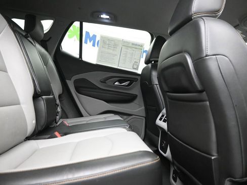 Used 2018 GMC Terrain SLT w/ Preferred Package image 8