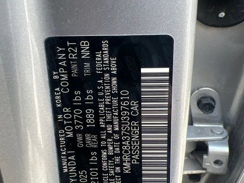 Used 2025 Hyundai Venue SEL FWD image 4