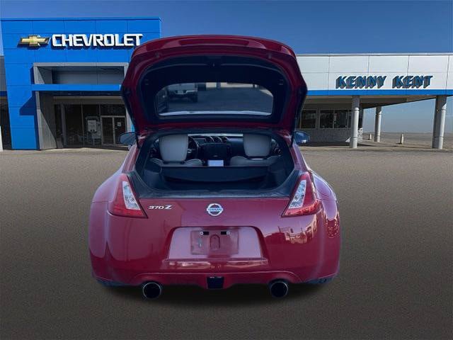 Used 2009 Nissan 370Z Touring w/ Sport Pkg RWD image 8