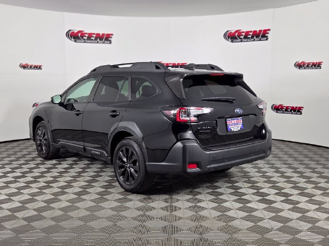 Used 2025 Subaru Outback Onyx Edition AWD/4WD image 7
