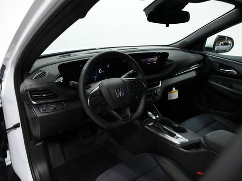 New 2026 Buick Envista Preferred FWD image 25
