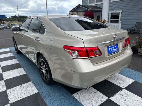 Used 2011 Lexus ES 350 FWD image 3