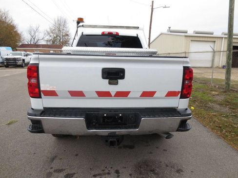 Used 2017 Chevrolet Silverado 2500 W/T image 4