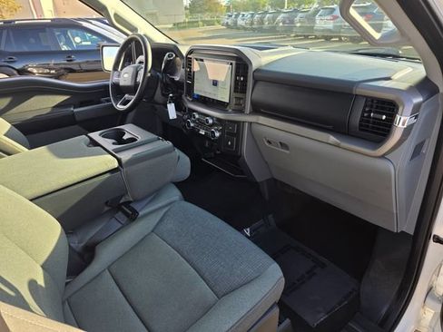 Used 2025 Ford F150 XLT w/ Equipment Group 301A Standard AWD/4WD image 9