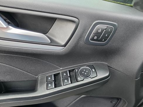 Used 2023 Ford Escape Platinum AWD/4WD image 22