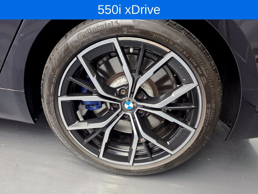 Used 2021 BMW M550i xDrive w/ Premium Package AWD/4WD image 17
