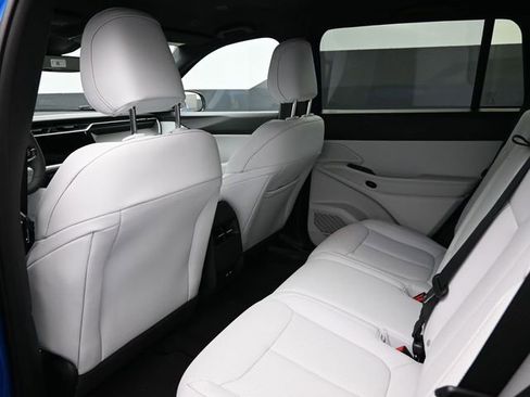 New 2026 Jeep Cherokee Limited AWD/4WD image 16