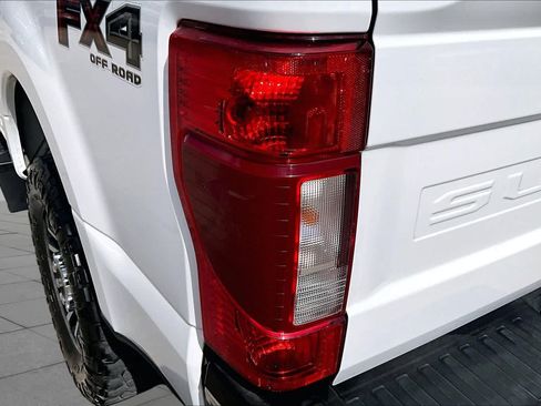 Used 2020 Ford F250 Lariat w/ Lariat Value Package AWD/4WD image 29