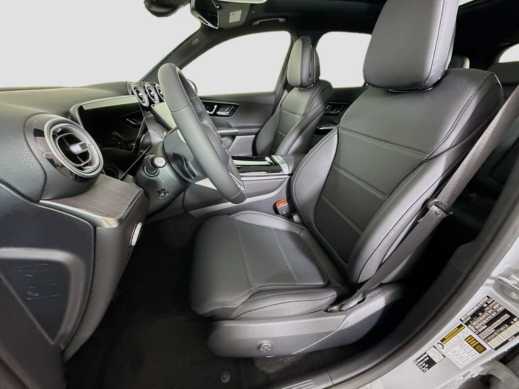 Used 2026 Mercedes-Benz GLC 300 4MATIC image 22