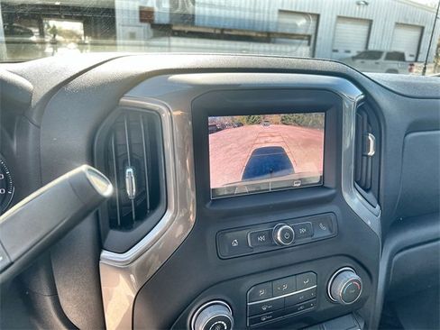 Used 2022 Chevrolet Silverado 1500 Custom image 14