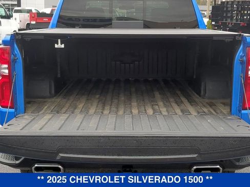 Used 2025 Chevrolet Silverado 1500 LT Trail Boss w/ LT Trail Boss Premium Package AWD/4WD image 5