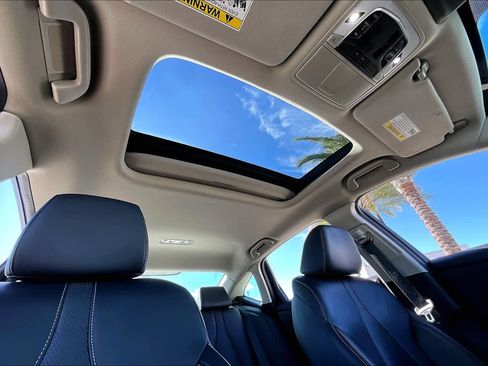 Used 2021 Acura TLX w/ Technology Package image 13