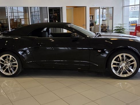 Used 2016 Chevrolet Camaro SS image 4