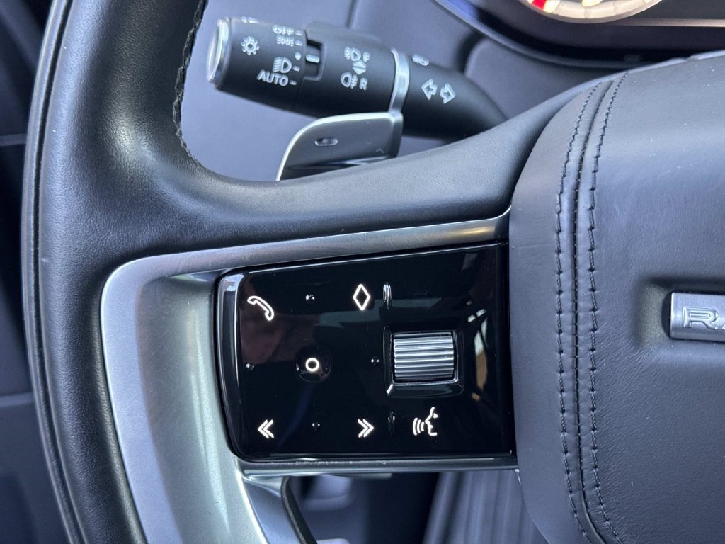 Certified 2023 Land Rover Range Rover SE AWD/4WD image 31