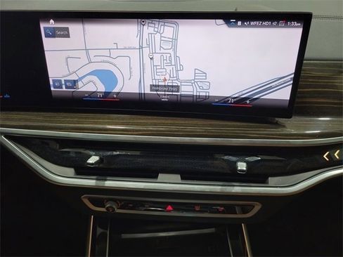Certified 2023 BMW X7 xDrive40i w/ Executive Package image 20