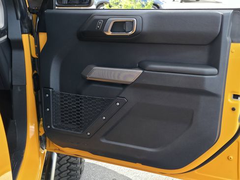 Used 2022 Ford Bronco Wildtrak image 45