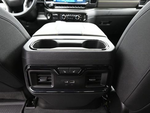 Used 2023 Chevrolet Silverado 1500 ZR2 AWD/4WD image 26