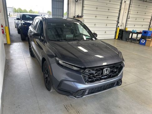 Used 2025 Honda CR-V Sport image 1