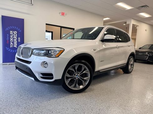 Used 2016 BMW X3 sDrive28i image 2