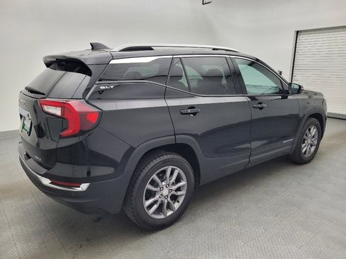 Used 2024 GMC Terrain SLT image 10
