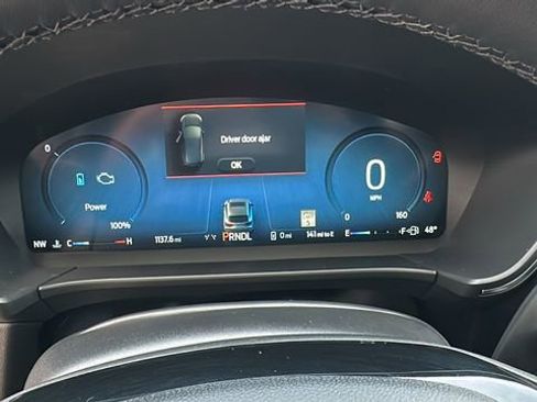 New 2025 Ford Escape SE w/ PHEV Premium Package FWD image 26