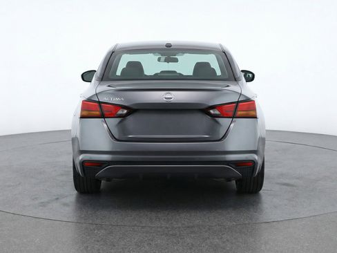 Used 2025 Nissan Altima 2.5 SV FWD image 7