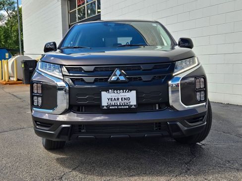 New 2025 Mitsubishi Outlander Sport LE image 2
