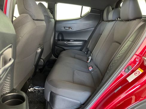 Used 2018 Toyota C-HR XLE image 26