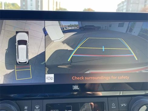 Used 2024 Toyota Grand Highlander Limited image 28