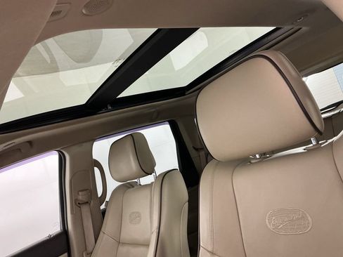 Used 2020 Jeep Grand Cherokee Overland w/ Interior Metal Package AWD/4WD image 20