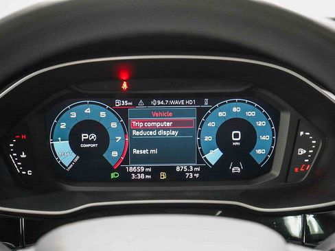 Used 2024 Audi Q3 2.0T Premium AWD/4WD image 28