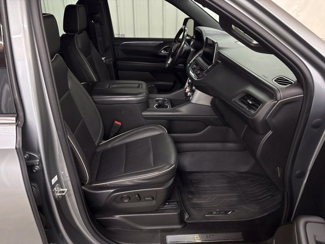 Used 2023 GMC Yukon SLT AWD/4WD image 30
