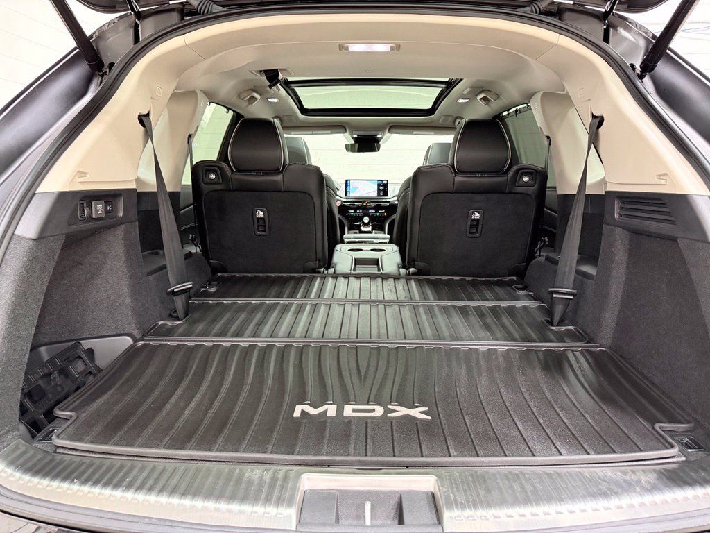 Used 2025 Acura MDX w/ Advance Package AWD/4WD image 41