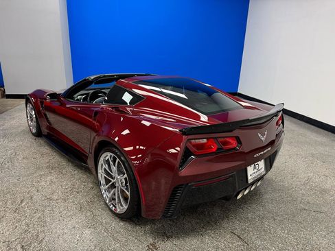 Used 2019 Chevrolet Corvette Grand Sport RWD image 12