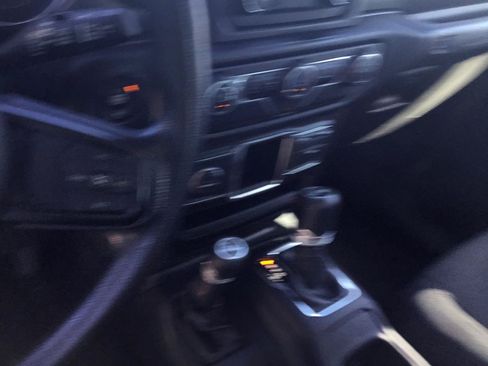 Used 2021 Jeep Wrangler Sport AWD/4WD image 14