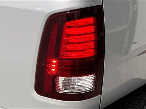 Used 2018 RAM 1500 Sport w/ Sport Premium Group image 40