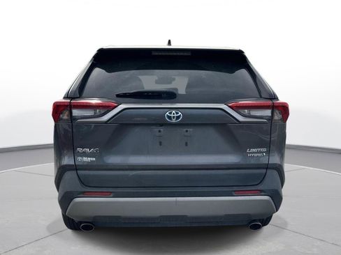 Used 2022 Toyota RAV4 Limited image 7